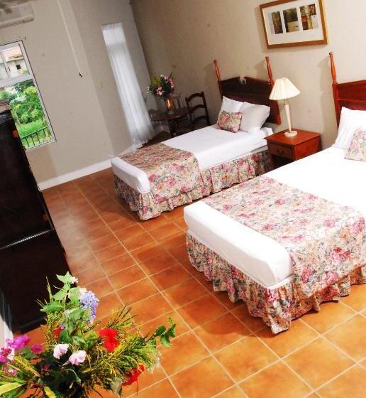 پانسیون Guest House Villa Mishkan