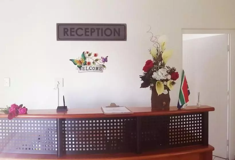 ペンション Hilton Gardens Guesthouse