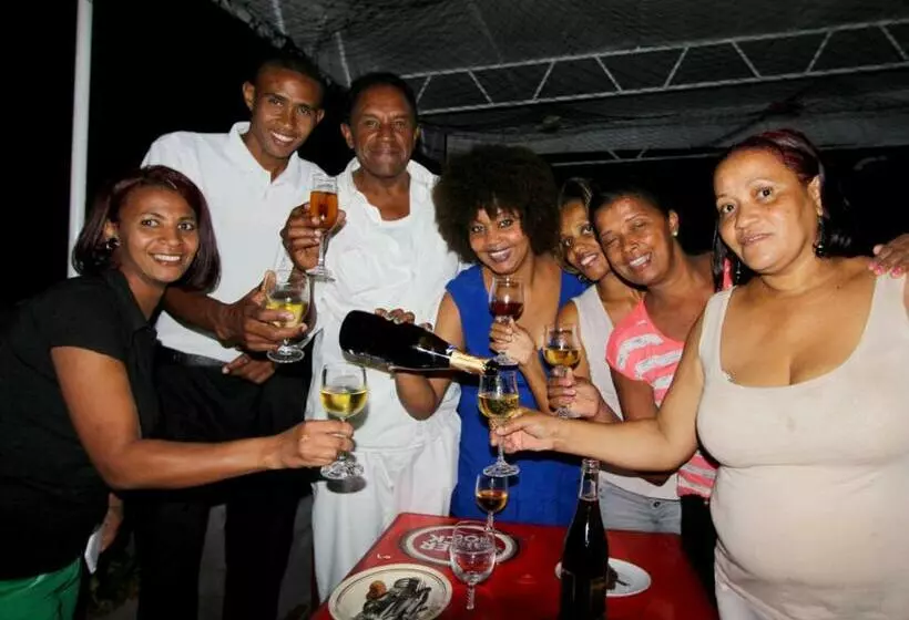 پانسیون Residencial Sintanton Trekking