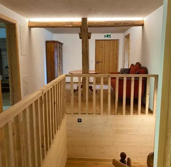 ユースホステル Gasthof Adler