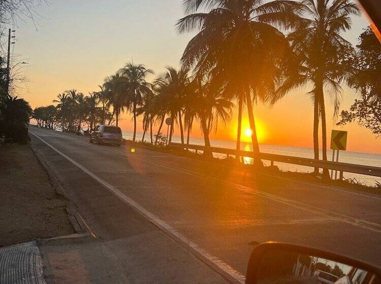 Общежитие Jackuri Casa Hospedaje