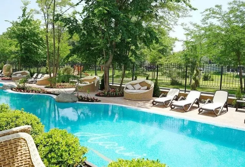 Harmony Suites Dream Island