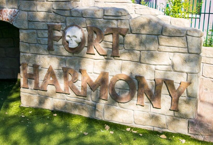 Harmony Suites   Dream Island