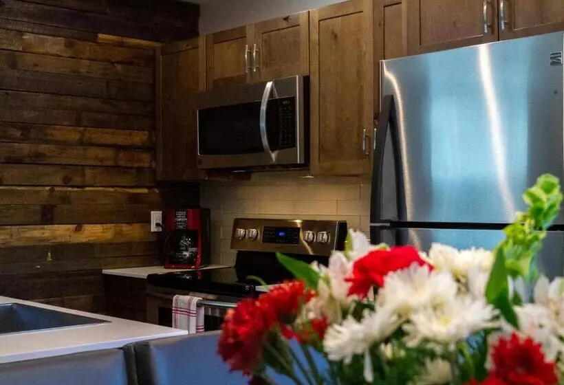 Lake Placid Inn: Residences
