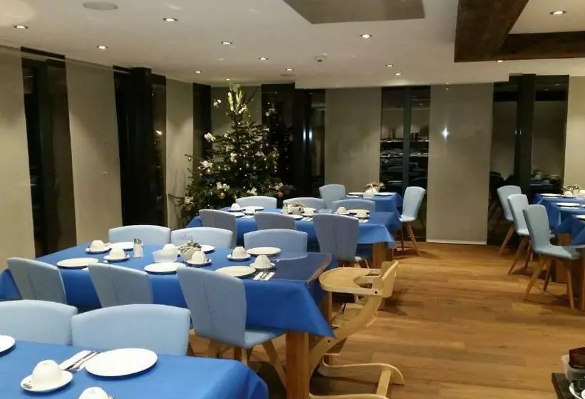 Panorama Ski Lodge