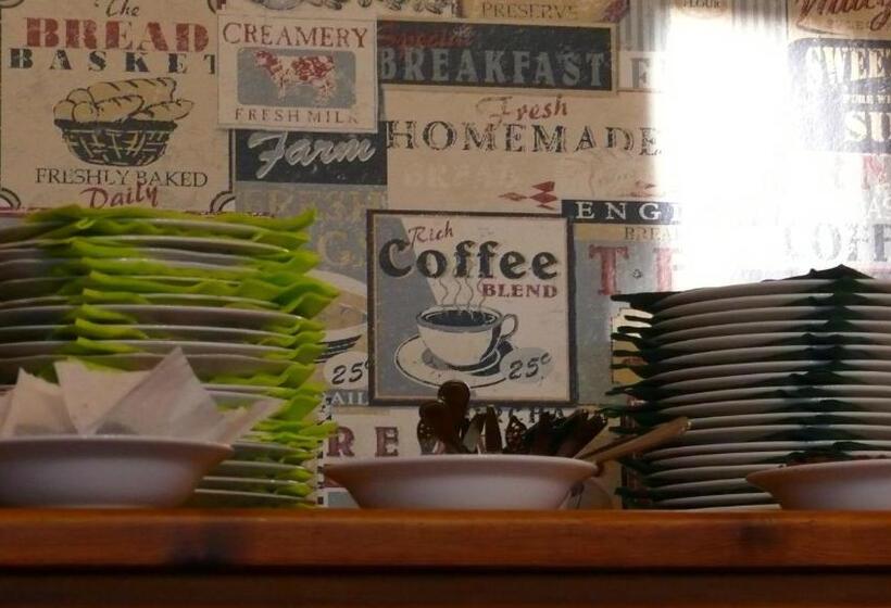 بنسيون Cecil John Rhodes Guest House