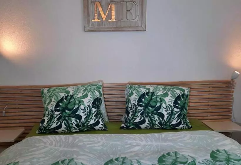 Majatalo Guesthouse Petit Pré