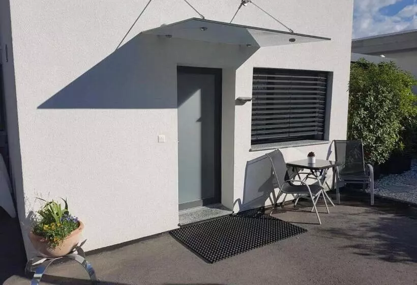 Majatalo Guesthouse Petit Pré