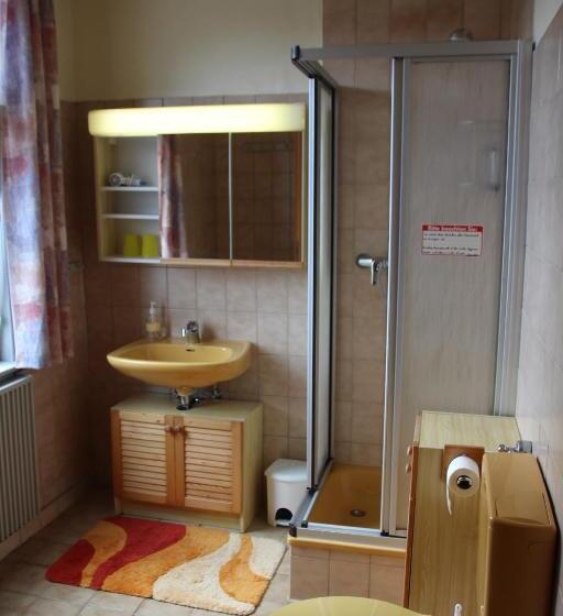 پانسیون Haus Am Kurpark