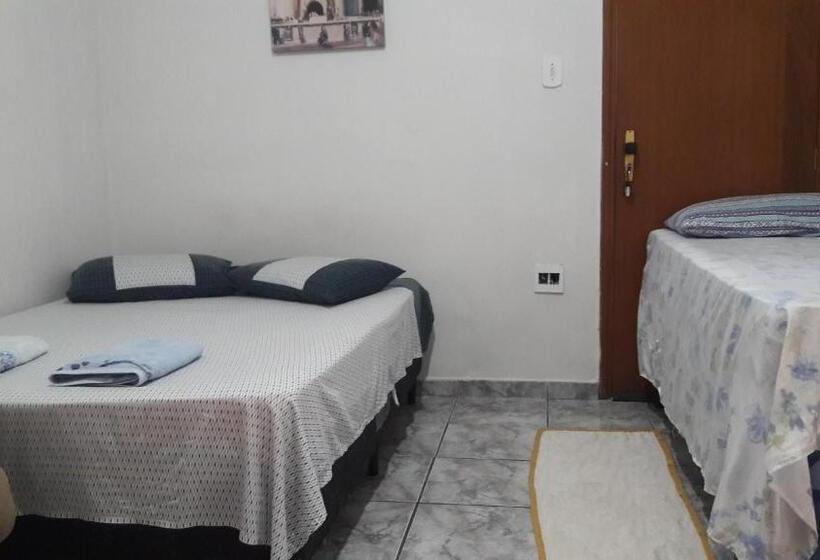 פנסיון Pousada Catarina