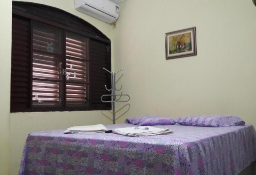 פנסיון Pousada Catarina