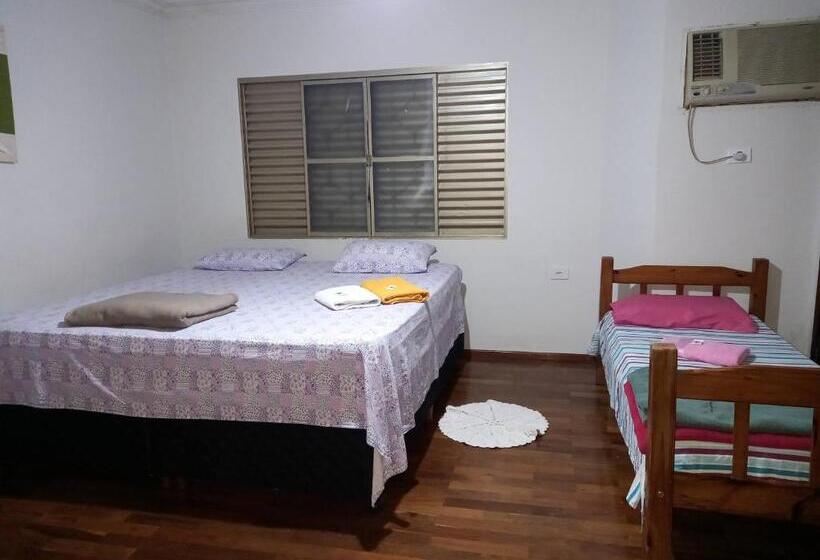 פנסיון Pousada Catarina