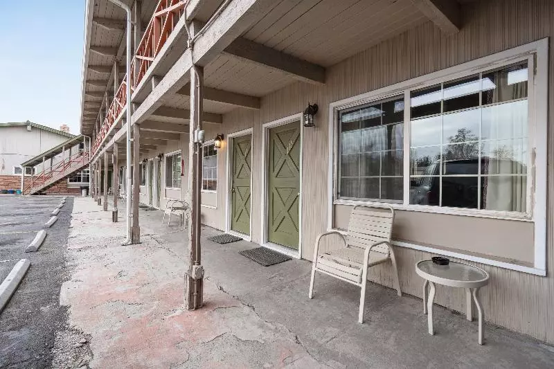 Motelli OYO Silver Spur Burns Hwy 20