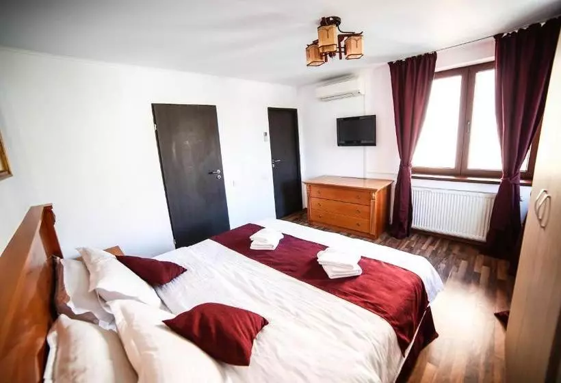 پانسیون Bliss Residence  Parliament