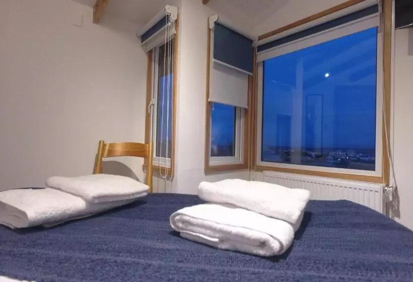 پانسیون Hostal Fernando De Magalhaes