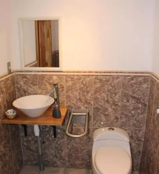 پانسیون Hostal Fernando De Magalhaes