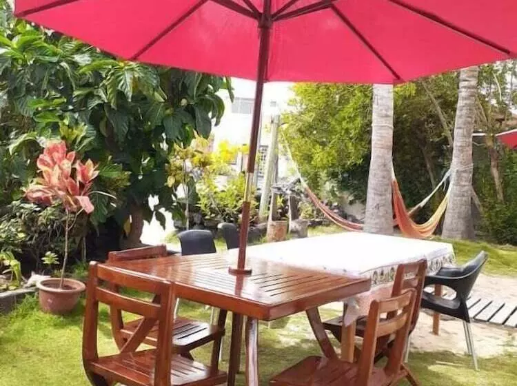 Majatalo Hostal Muro De Las Lagrimas With High Speed Internet Starlink