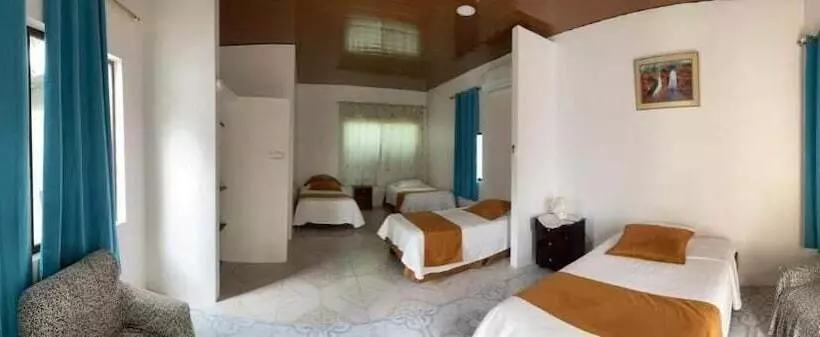 Majatalo Hostal Muro De Las Lagrimas With High Speed Internet Starlink