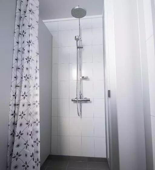 Majatalo Midnattsol Rom Og Hytter