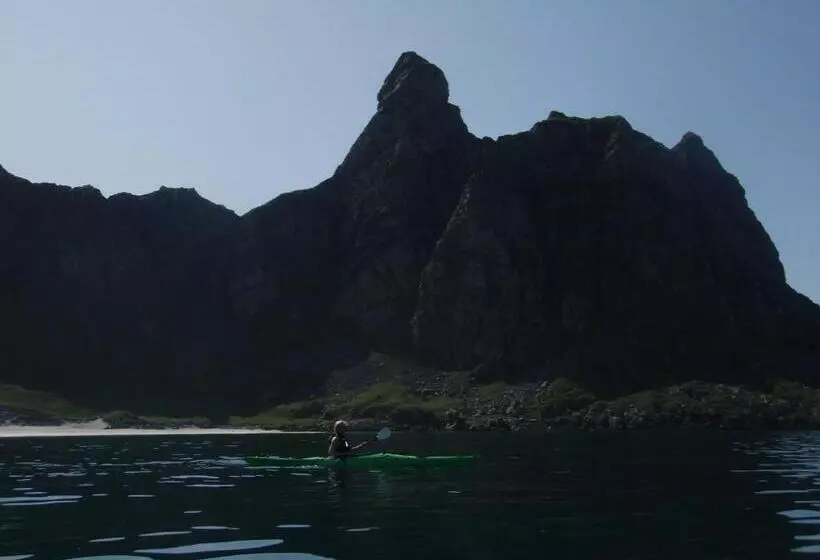 Majatalo Midnattsol Rom Og Hytter