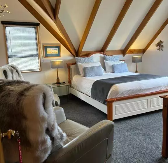 The Embassy B&b
