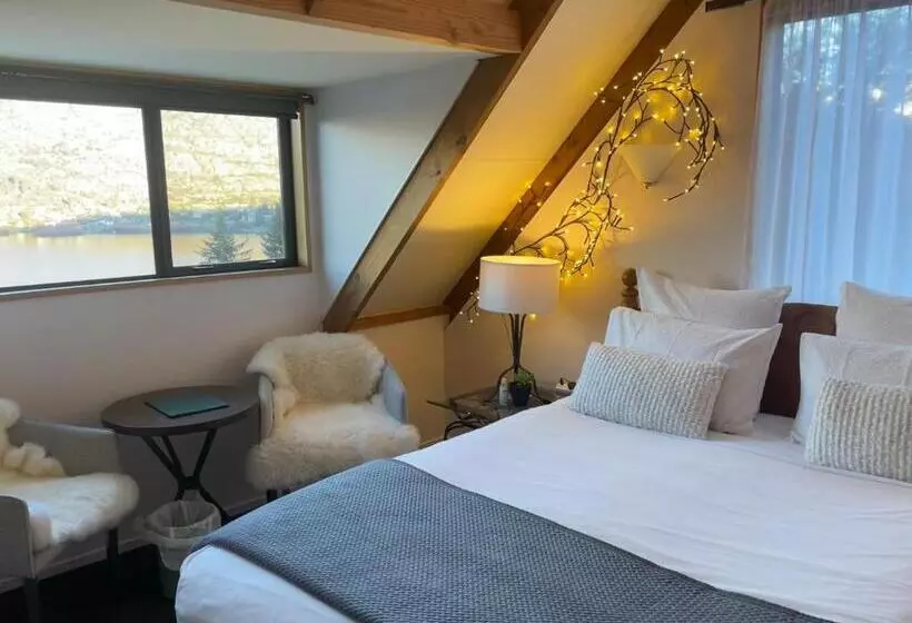 The Embassy B&b