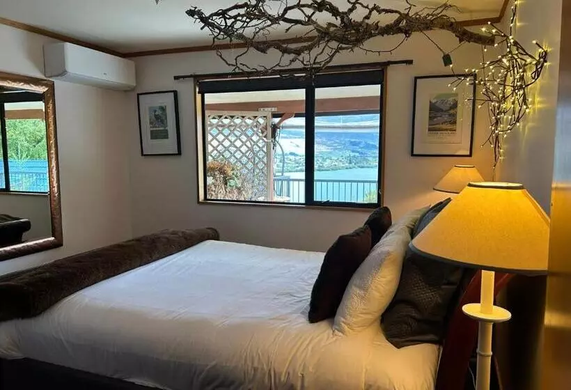 The Embassy B&b