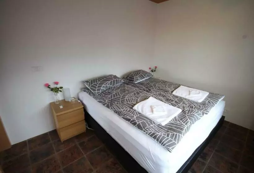 پانسیون Hamrahlíð 9 Guesthouse