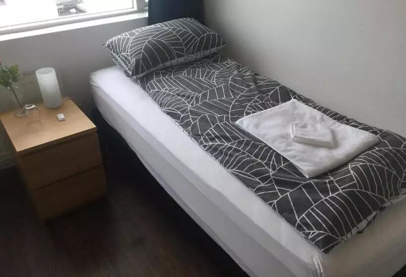 پانسیون Hamrahlíð 9 Guesthouse