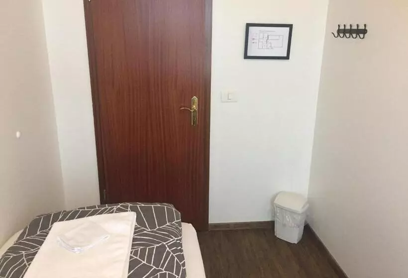 پانسیون Hamrahlíð 9 Guesthouse