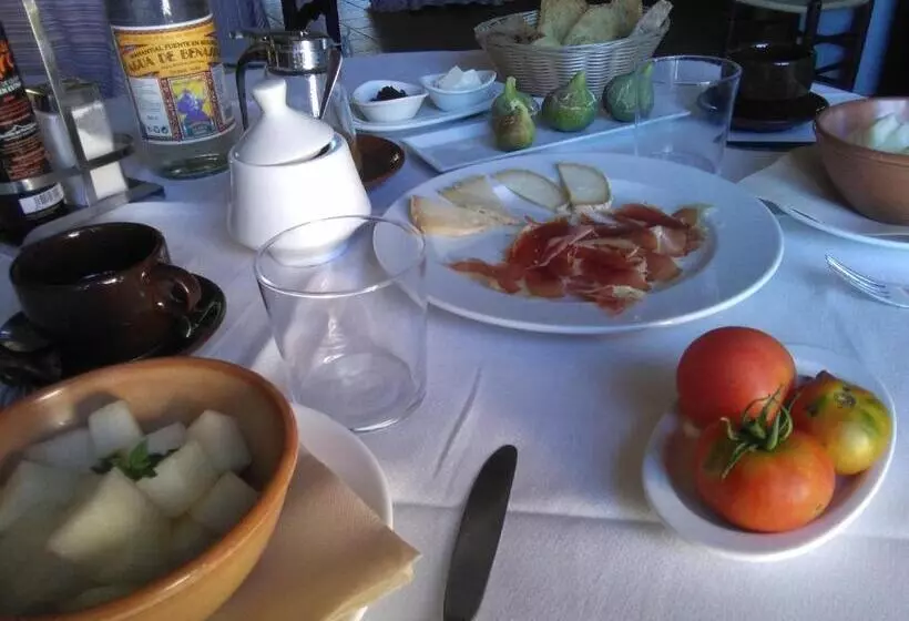 ホテル Pou De Beca Allotjaments I Agroturisme