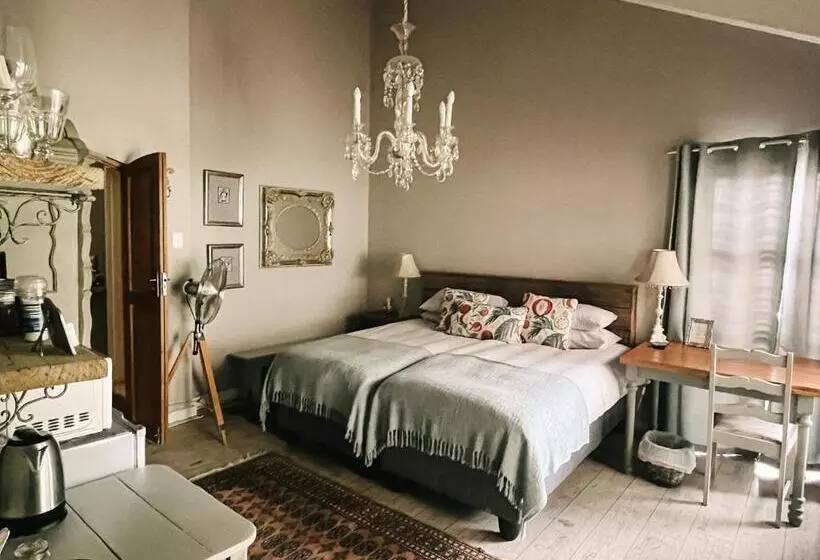 Majatalo 35 On Basil