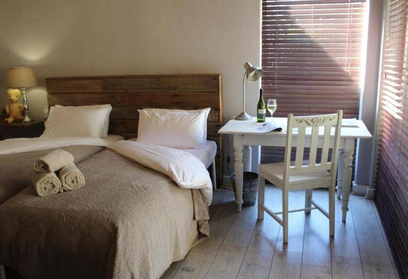 膳宿费 35 On Basil