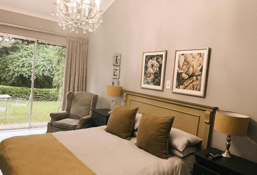 膳宿费 35 On Basil