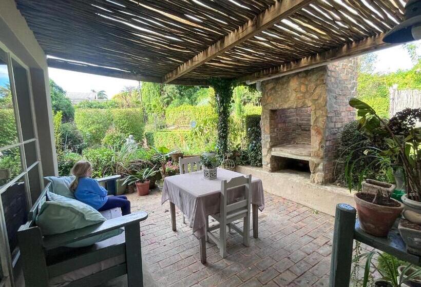 膳宿费 35 On Basil