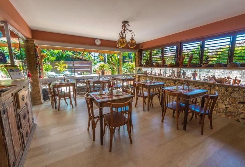 فندق Pousada Bahia Bella