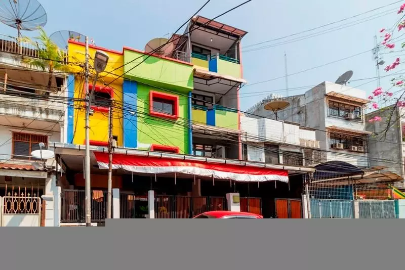 ペンション Reddoorz Near Gajah Mada Plaza 2