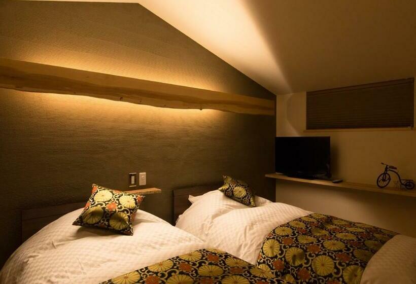 بنسيون Shioriya