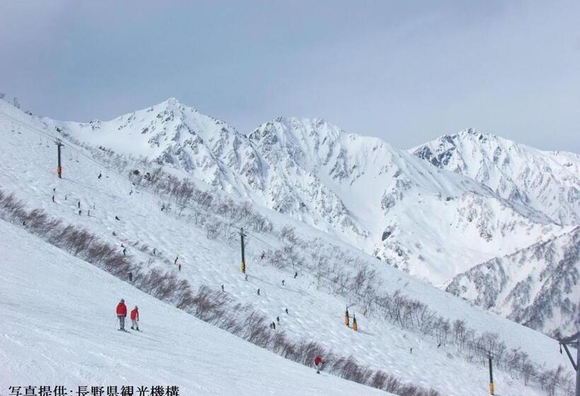 بنسيون Shioriya