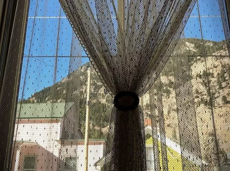 Rose Street Bed & Breakfast