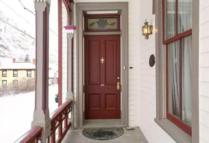 Rose Street Bed & Breakfast