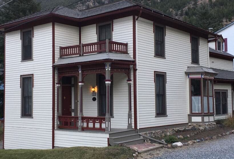 Rose Street Bed & Breakfast