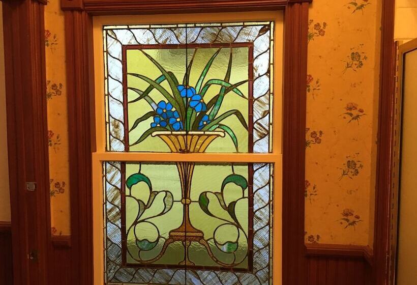 Rose Street Bed & Breakfast