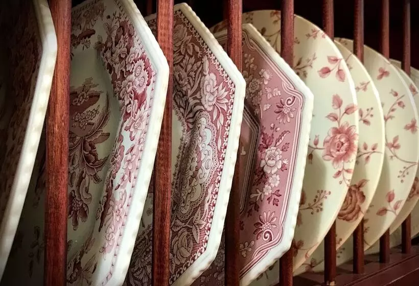 Rose Street Bed & Breakfast