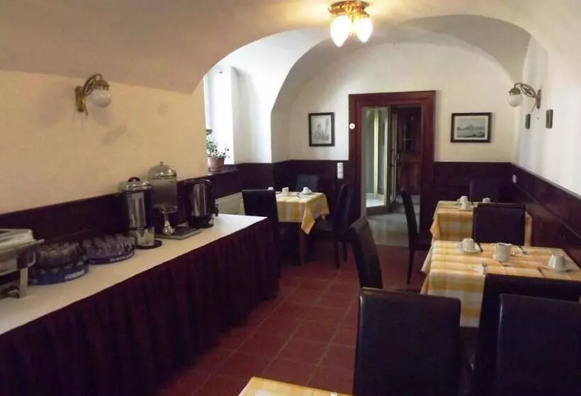 Hotelli Gasthof Zum Goldenen Löwen