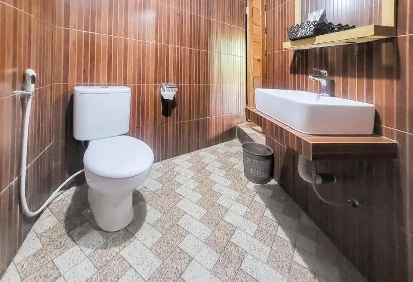 Urbanview Hotel Villa 36 Sukabumi