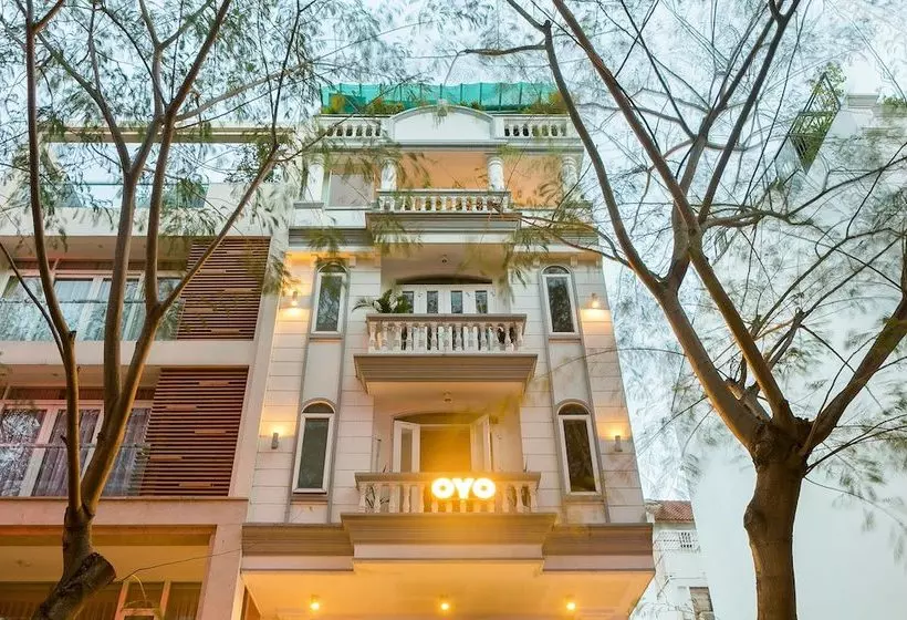 هتل Oyo 207 Bino Apartment