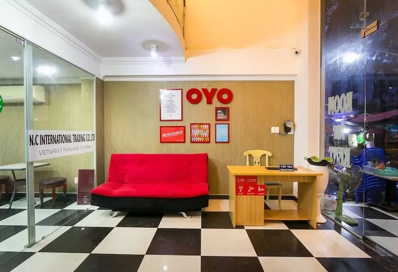 هتل Oyo 207 Bino Apartment