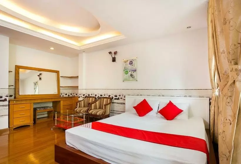 هتل Oyo 207 Bino Apartment