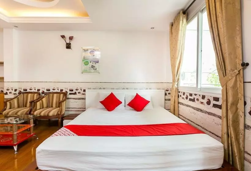 هتل Oyo 207 Bino Apartment